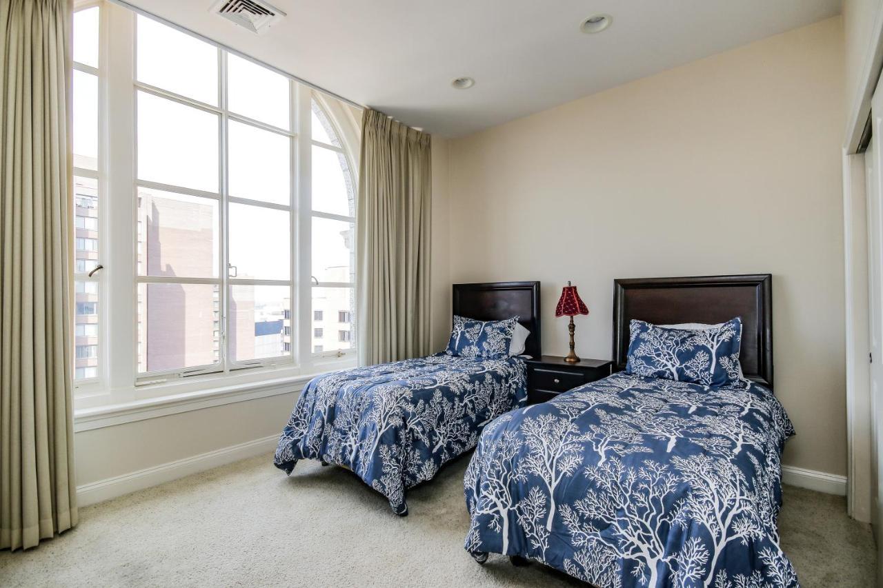 Chase Penthouse At 39 West Baltimore Inner Harbor Convention Center Free Indoor Parking One And Two Bedrooms Экстерьер фото